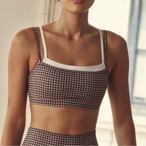 Stylish Houndstooth Sports Bra - Black and White